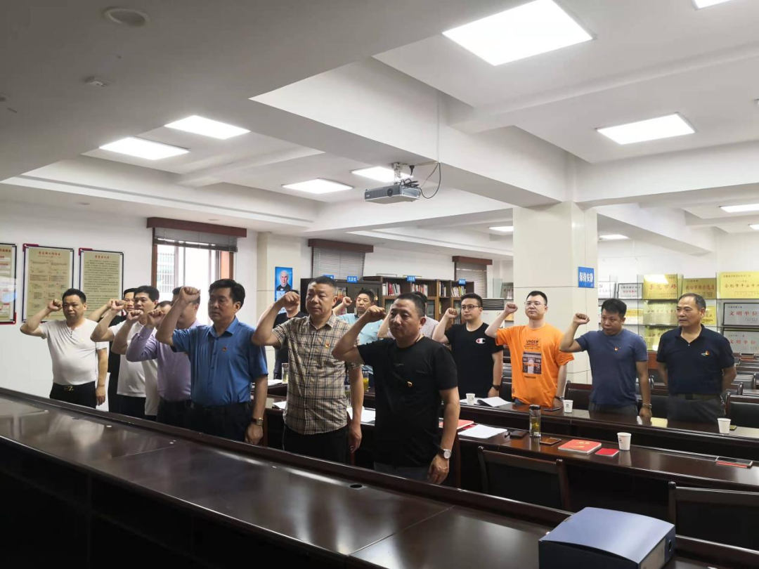 中共天台县流动党员合肥党支部五月份党员活动日 庆祝建党百年,学党史,上党课,传承红色精神(图4) 图片